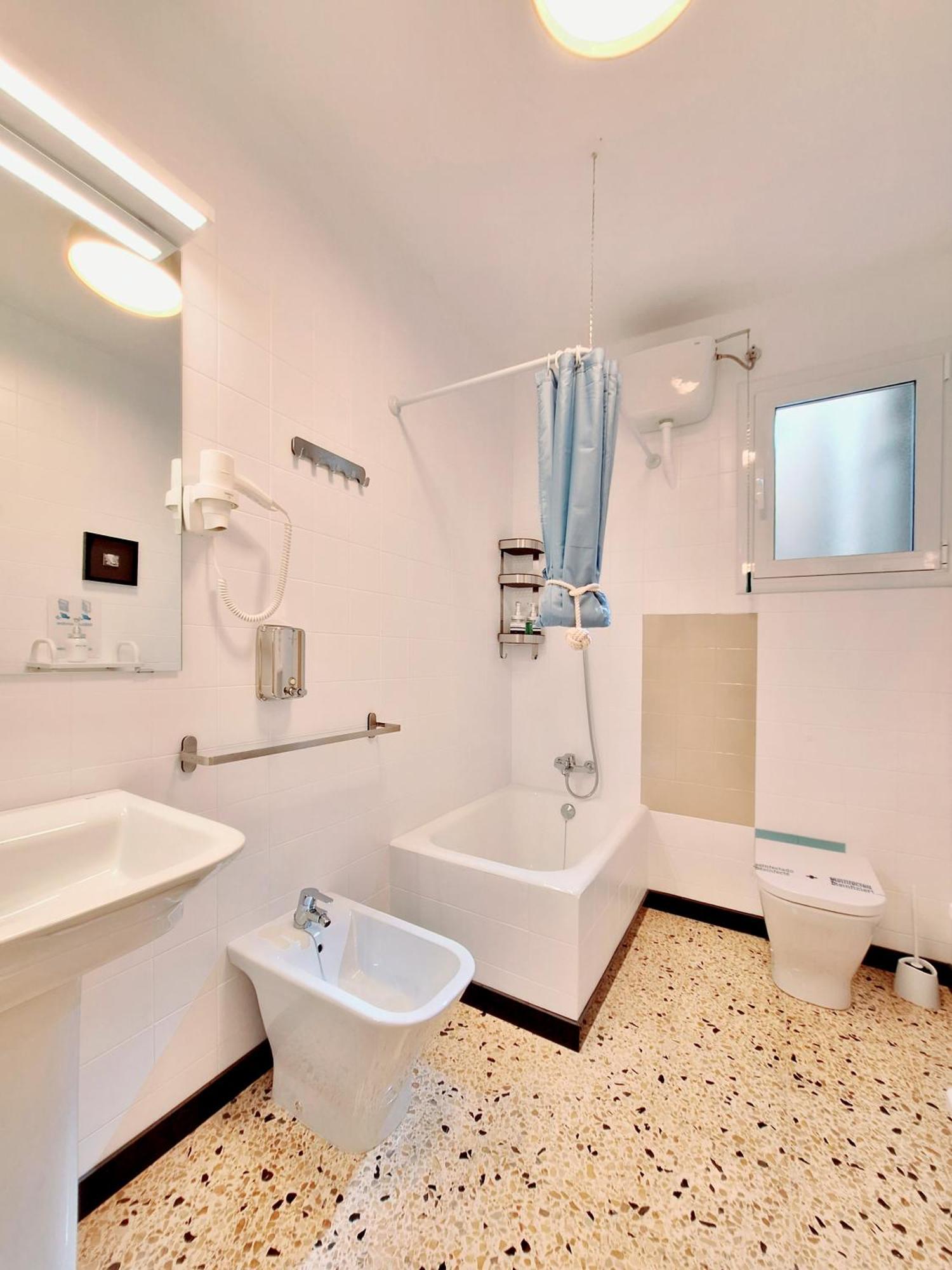 Apartament Eliette 4 Bagá Exteriör bild
